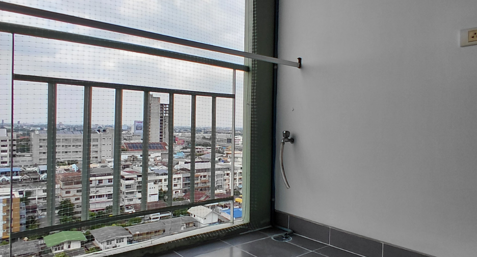 For rent 2 bedrooms condo in Taling Chan, Bangkok