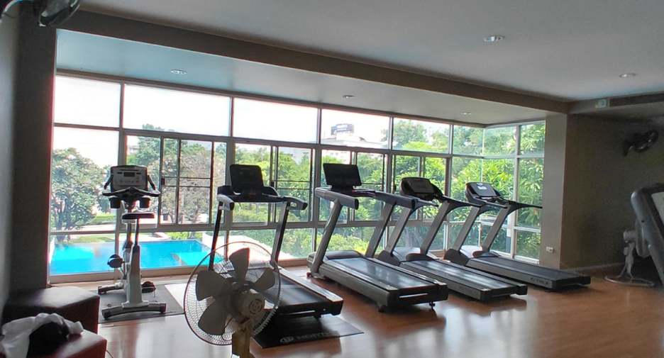 For rent 2 bedrooms condo in Taling Chan, Bangkok