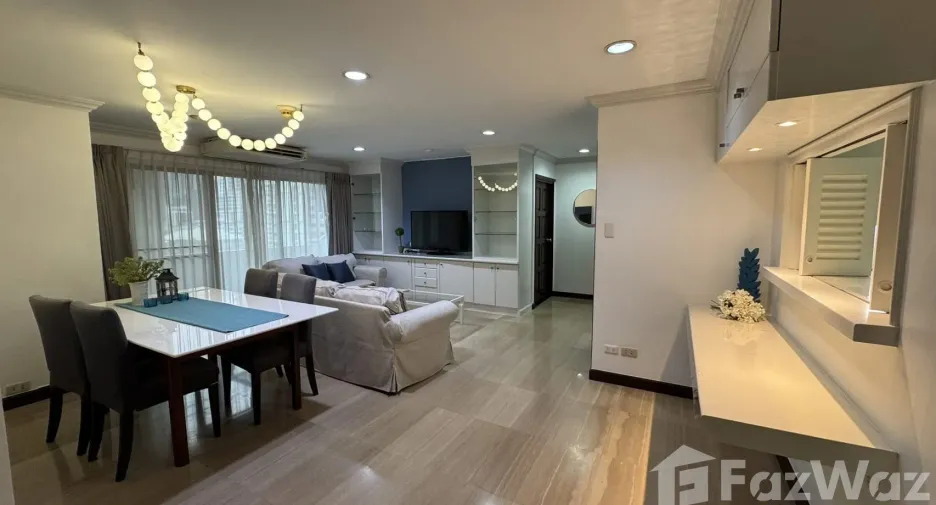 For sale 3 bedrooms apartment in Watthana, Bangkok