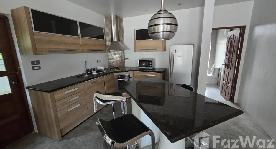 For sale 4 ベッドルーム villa in Hua Hin, Prachuap Khiri Khan