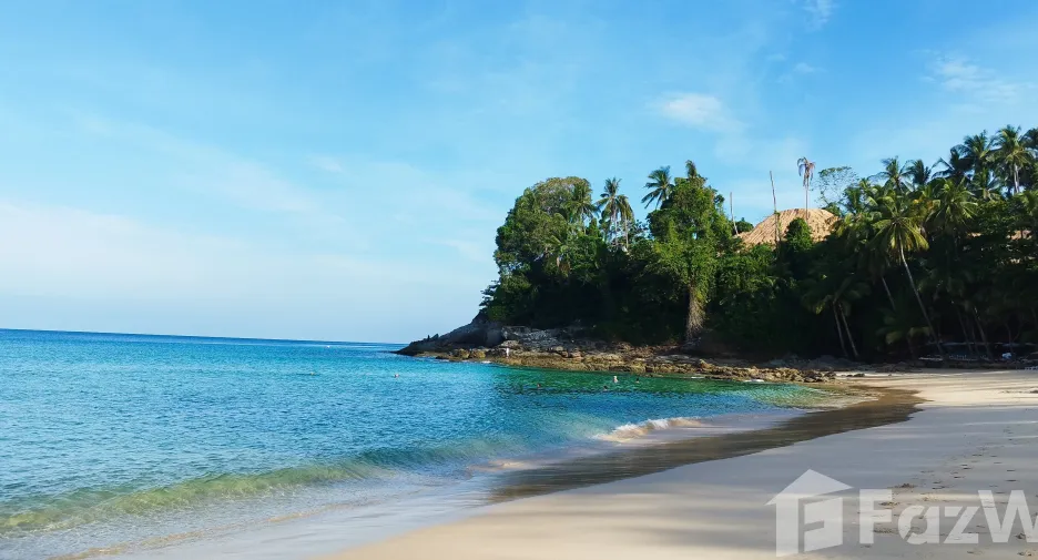For rent 2 bedrooms townhouse in Thalang, Phuket
