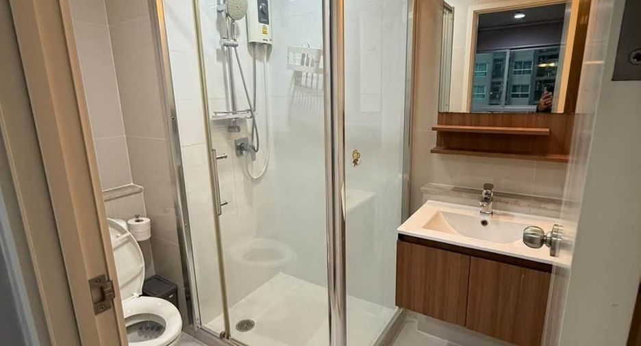 For sale 1 bed condo in Yan Nawa, Bangkok