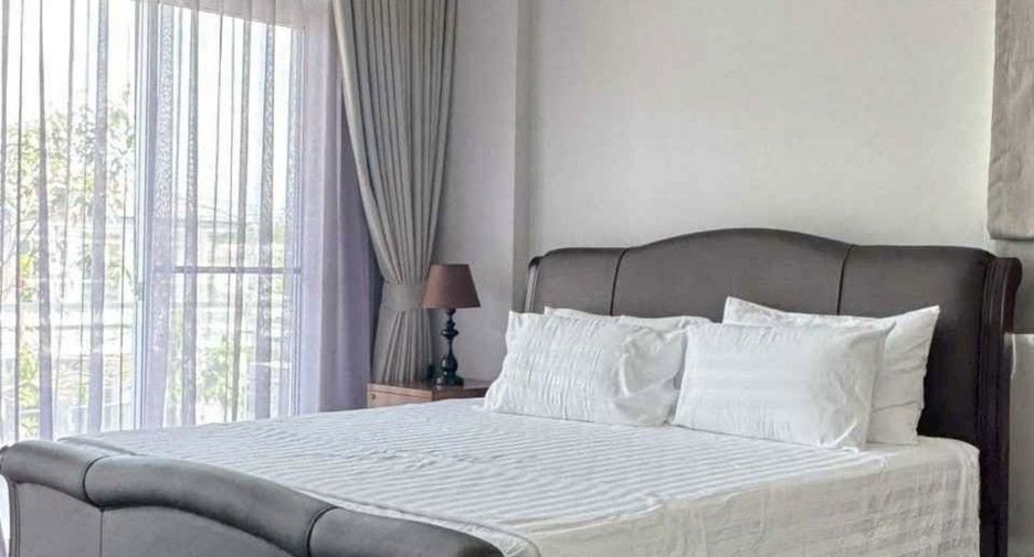 For rent 4 bedrooms house in Mueang Phuket, Phuket