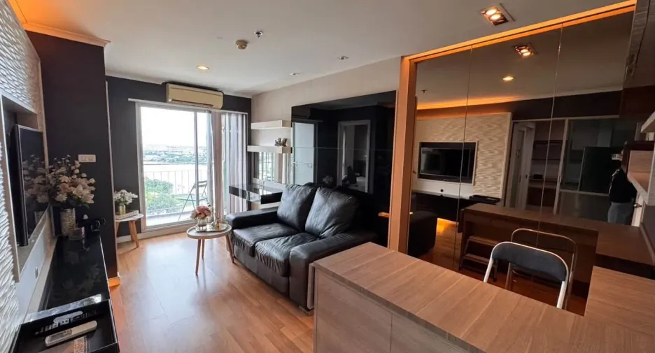 For sale 1 bed condo in Yan Nawa, Bangkok