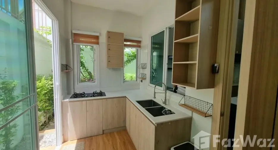 À louer 3 chambres villa à Bang Lamung, Chonburi