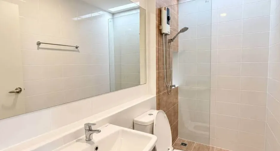 For rent 3 bedrooms house in Bang Phli, Samut Prakan