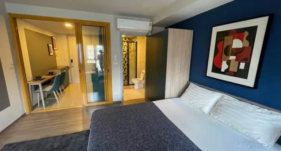 For sale 1 bed condo in Khlong Toei, Bangkok
