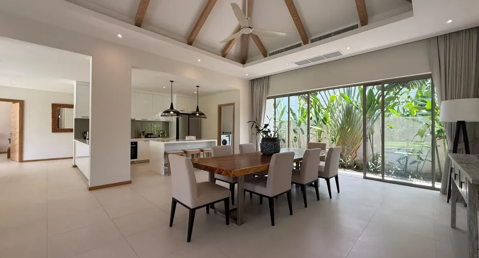 À louer 4 chambres villa à Thalang, Phuket