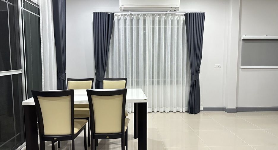 Haus zur Miete mit 3 Zimmer in Mueang Chiang Mai, Chiang Mai