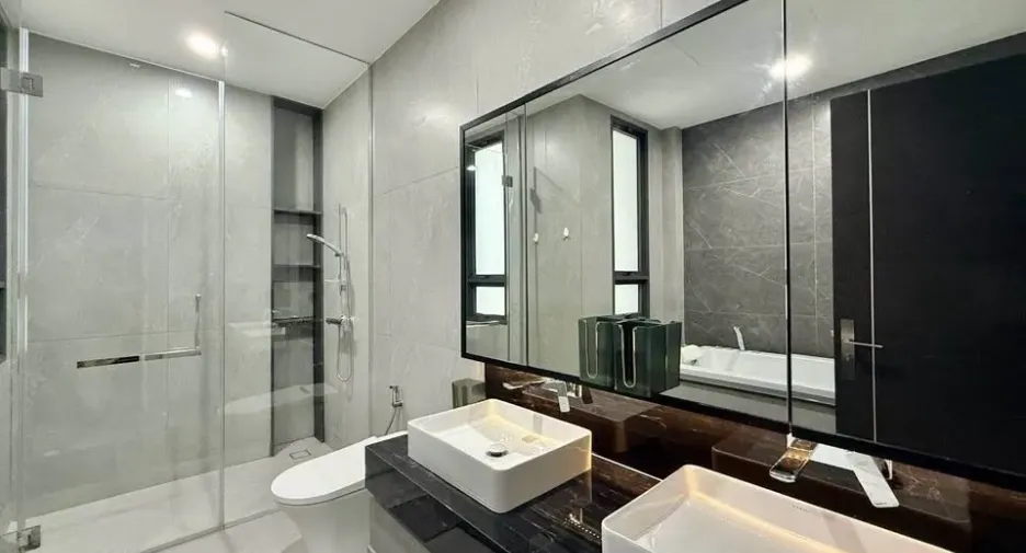 For sale and for rent 4 bedrooms villa in Suan Luang, Bangkok