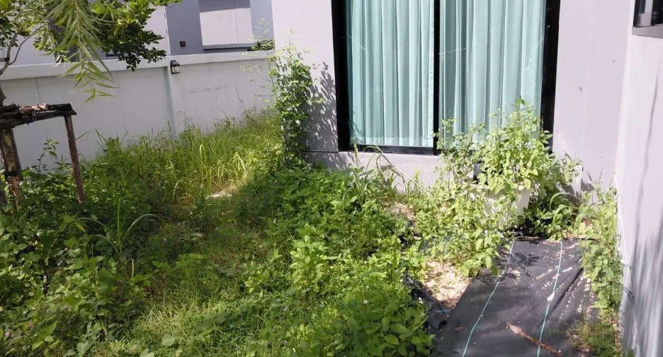 For sale and for rent 4 bedrooms house in Si Racha, Chonburi