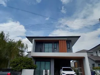 For sale and for rent 4 bedrooms house in Si Racha, Chonburi