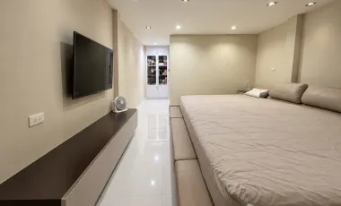 For sale 1 bed townhouse in Bang Kho Laem, Bangkok