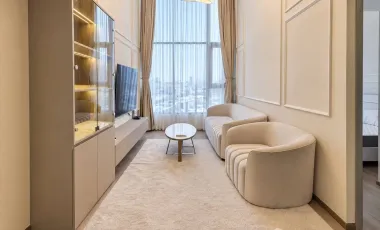À louer 2 chambres condo à Huai Khwang, Bangkok