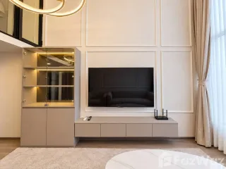 À louer 2 chambres condo à Huai Khwang, Bangkok