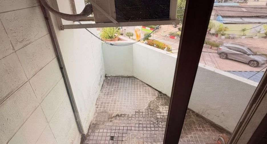 For sale 5 ベッドルーム villa in Sathon, Bangkok