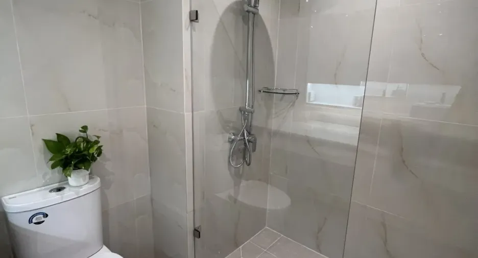 For rent 2 ベッドルーム condo in Yan Nawa, Bangkok