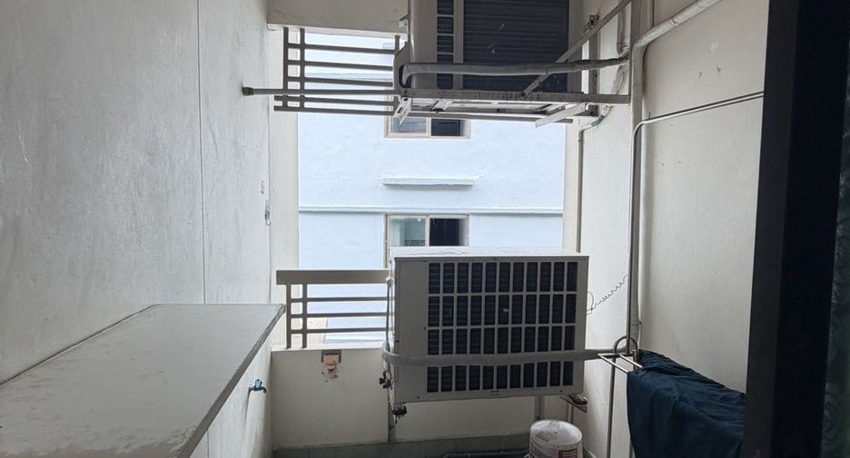 Wohnung zum Kauf mit 1 Zimmer in Yan Nawa, Bangkok