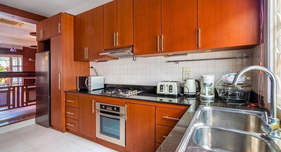 For sale 3 ベッドルーム villa in Kathu, Phuket
