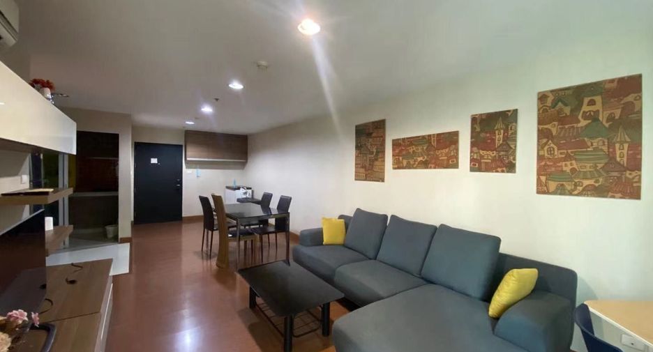 Condo en venta de 3 habitaciones en Huai Khwang, Bangkok