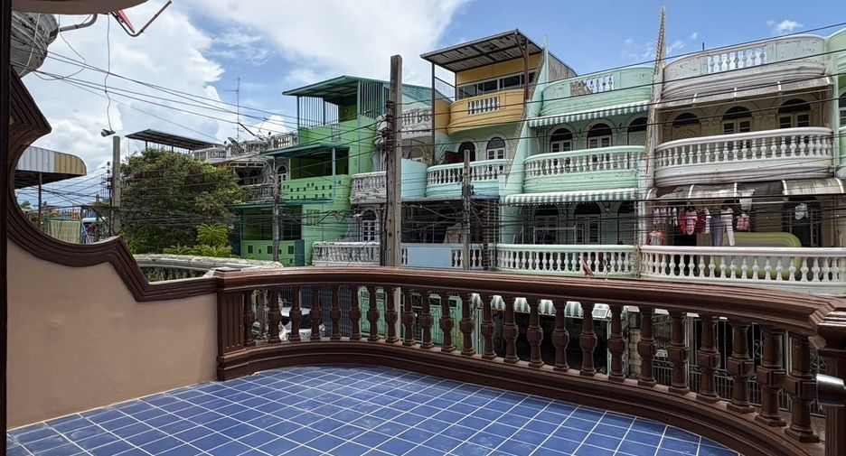 For sale and for rent 4 bedrooms townhouse in Bang Bon, Bangkok