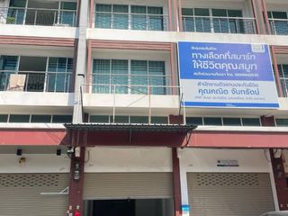 出租 1 卧室 联排别墅 在 Mueang Samut Prakan, Samut Prakan
