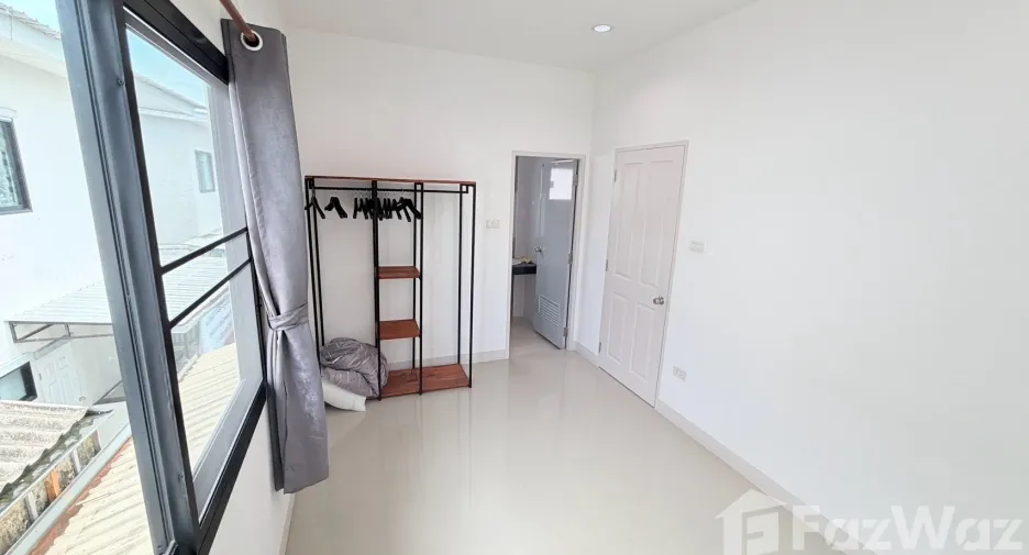 Casa en venta de 3 habitaciones en San Kamphaeng, Chiang Mai