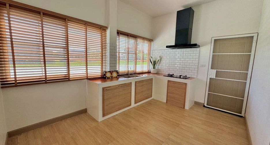 For sale 3 bedrooms house in San Pa Tong, Chiang Mai