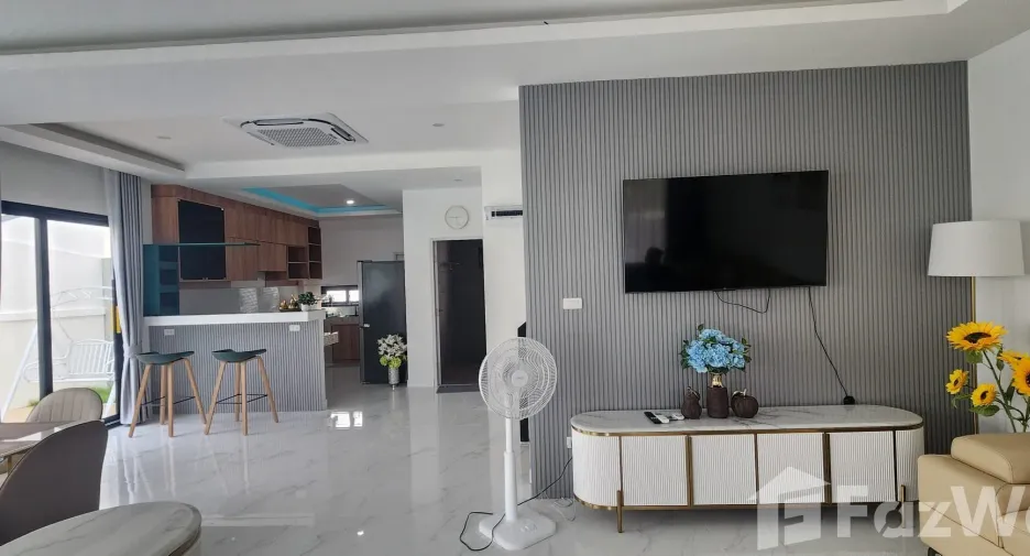 For sale 4 bedrooms villa in Mueang Phuket, Phuket