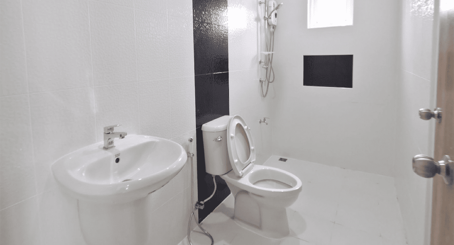 Casa en alquiler de 3 habitaciones en Saraphi, Chiang Mai