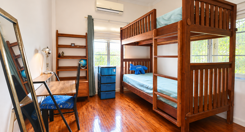 À vendre 5 chambres maison à Hang Dong, Chiang Mai