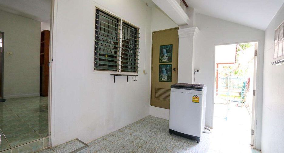 Casa en alquiler de 3 habitaciones en Hang Dong, Chiang Mai
