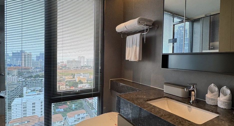 For rent 2 bedrooms condo in Bang Lamung, Chonburi