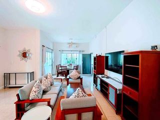 Haus zur Miete mit 3 Zimmer in Mueang Phuket, Phuket