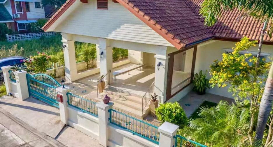 Haus zur Miete mit 3 Zimmer in Mueang Phuket, Phuket