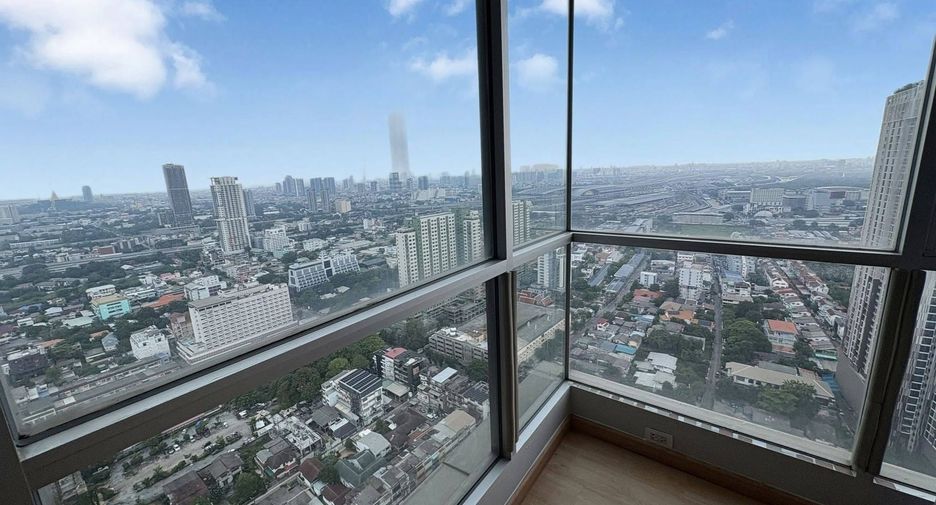 For sale and for rent 2 bedrooms condo in Phaya Thai, Bangkok