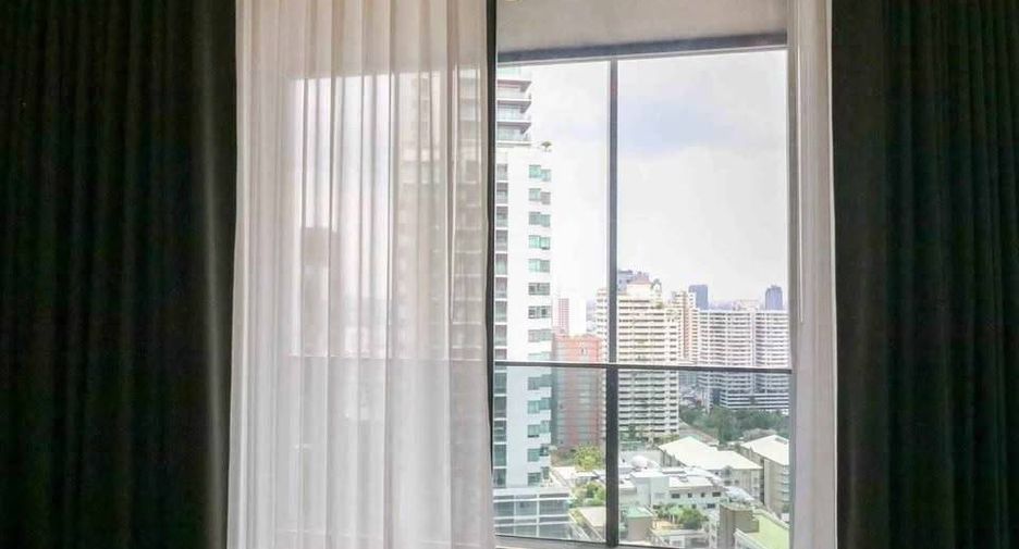 For sale 1 bed condo in Khlong Toei, Bangkok