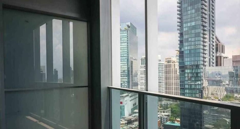 For sale 1 bed condo in Khlong Toei, Bangkok