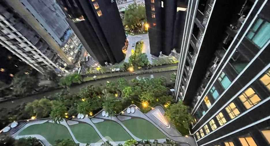 For rent 1 Beds condo in Huai Khwang, Bangkok