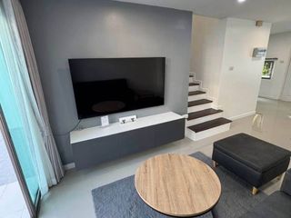 Apartment zur Miete mit 3 Zimmer in Bang Lamung, Chonburi
