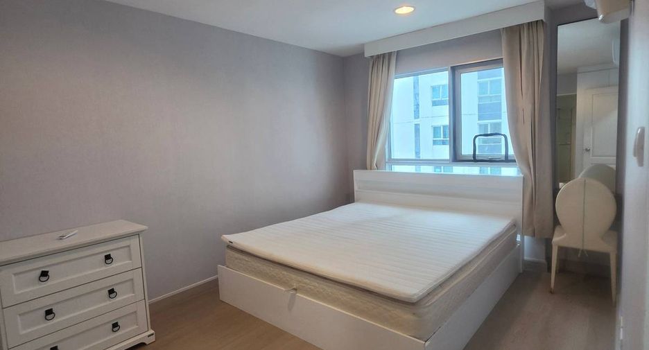 Condo en alquiler de 2 habitaciones en Huai Khwang, Bangkok