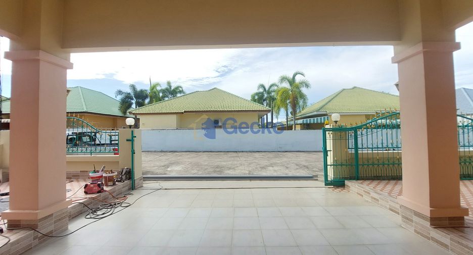 Haus zur Miete mit 3 Zimmer in Bang Lamung, Chonburi