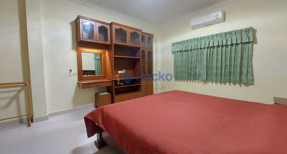 Haus zur Miete mit 3 Zimmer in Bang Lamung, Chonburi