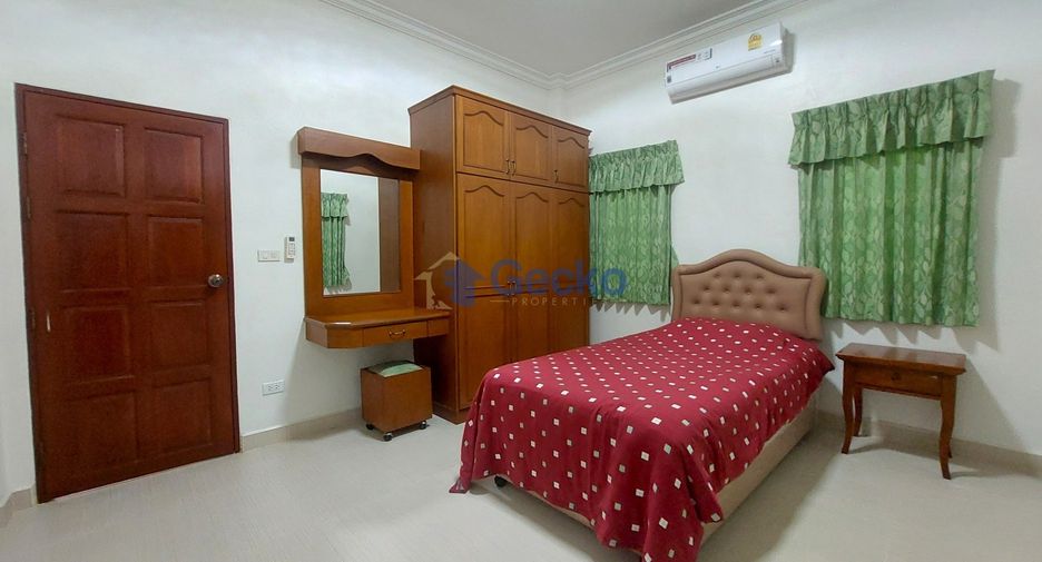 Haus zur Miete mit 3 Zimmer in Bang Lamung, Chonburi