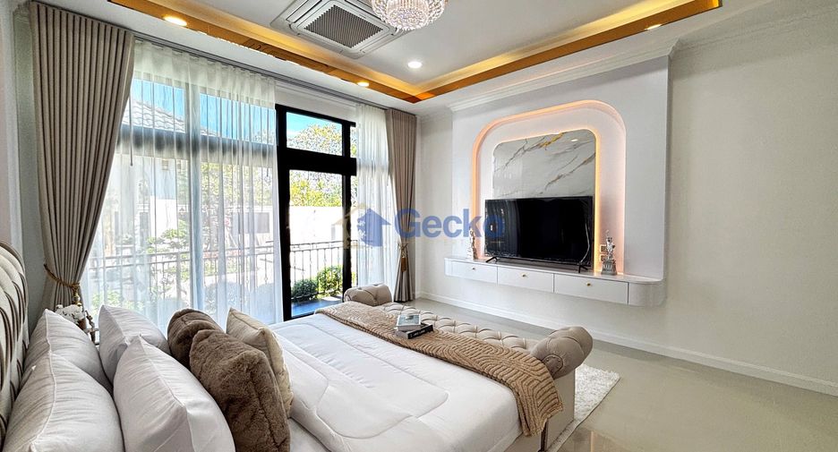 Casa en venta de 5 habitaciones en Bang Lamung, Chonburi