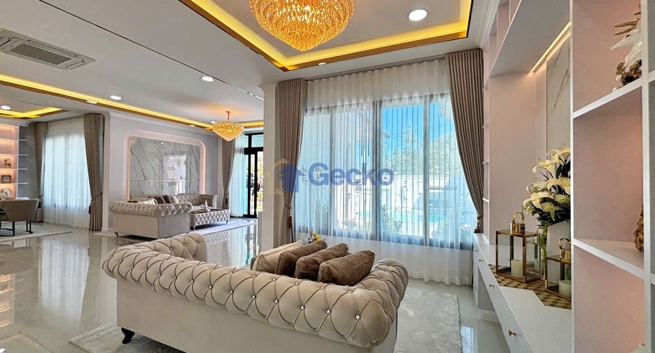 Casa en venta de 5 habitaciones en Bang Lamung, Chonburi