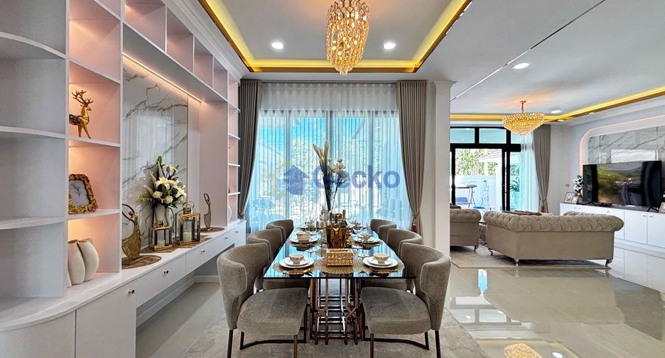 Casa en venta de 5 habitaciones en Bang Lamung, Chonburi