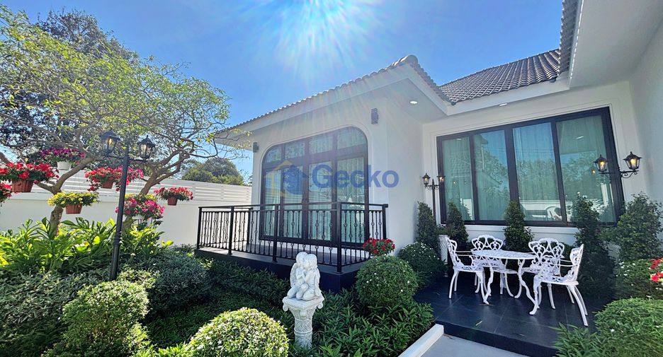 Casa en venta de 5 habitaciones en Bang Lamung, Chonburi