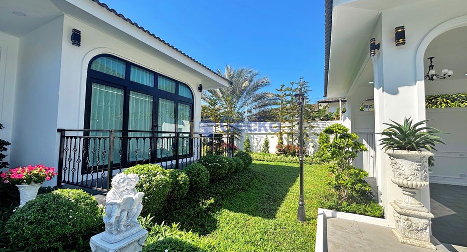 Casa en venta de 5 habitaciones en Bang Lamung, Chonburi
