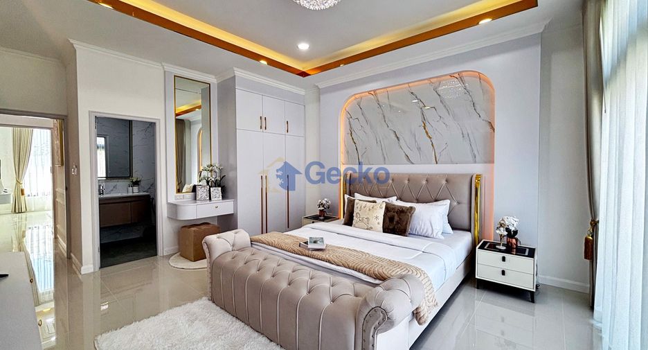 Casa en venta de 5 habitaciones en Bang Lamung, Chonburi